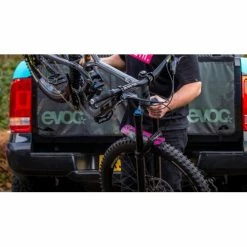 Muc-Off Mudguard Front - Grøn -Cykelpleje Salgsbutik muc off mudguard front gron 20291 2 500x500 1