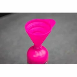 Muc-Off Silicone Funnel -Cykelpleje Salgsbutik muc off silicone funnel 20343 2 500x500 1